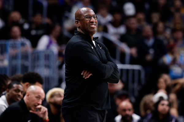 国王前锋哈里森-巴恩斯盛赞主帅迈克-布朗